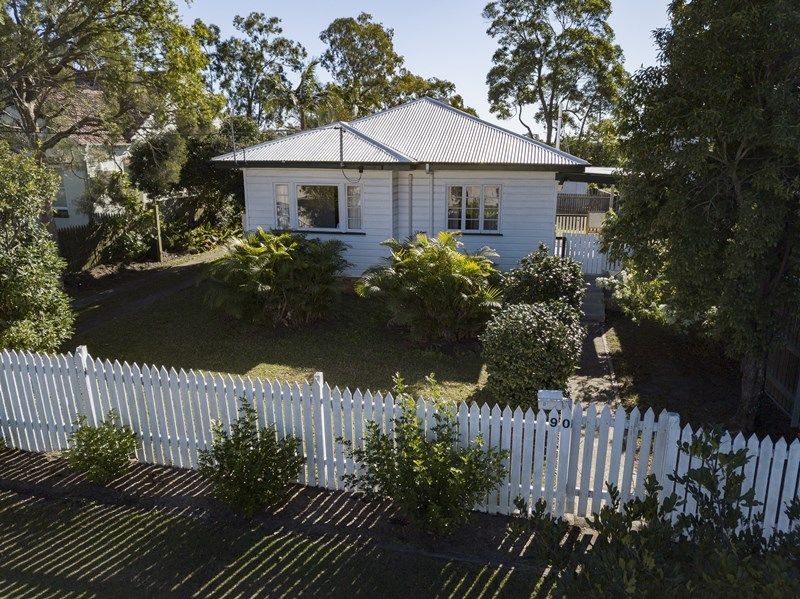 90 Solar St, Coorparoo, QLD 4151