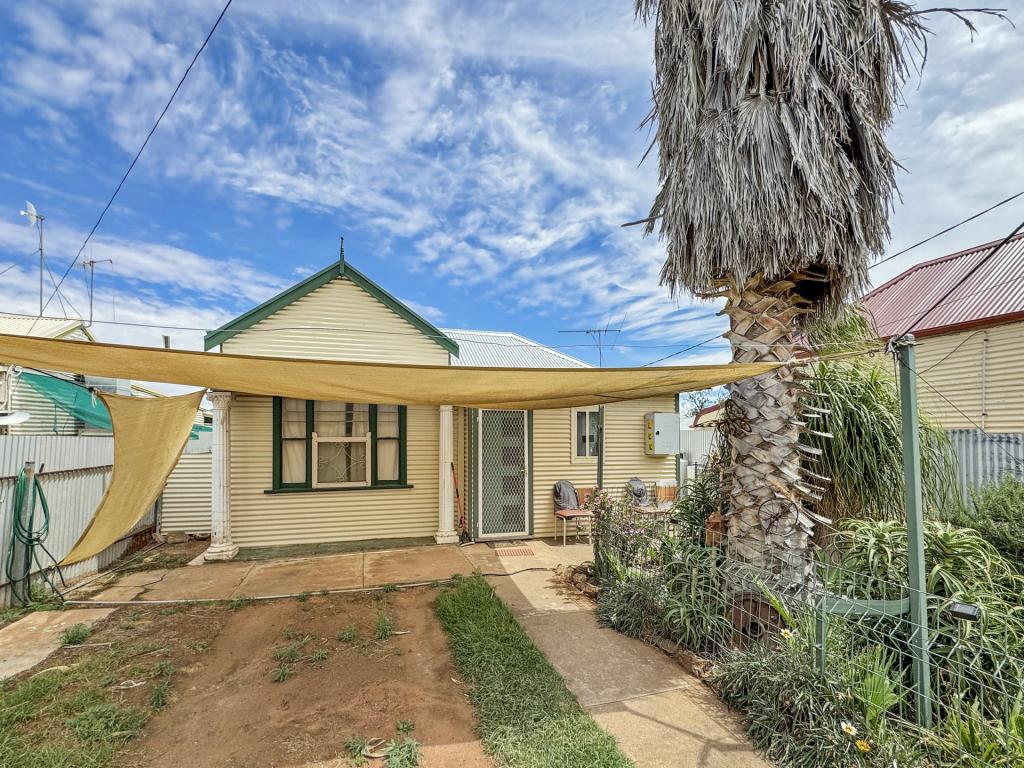 574 Wolfram St, Broken Hill, NSW 2880