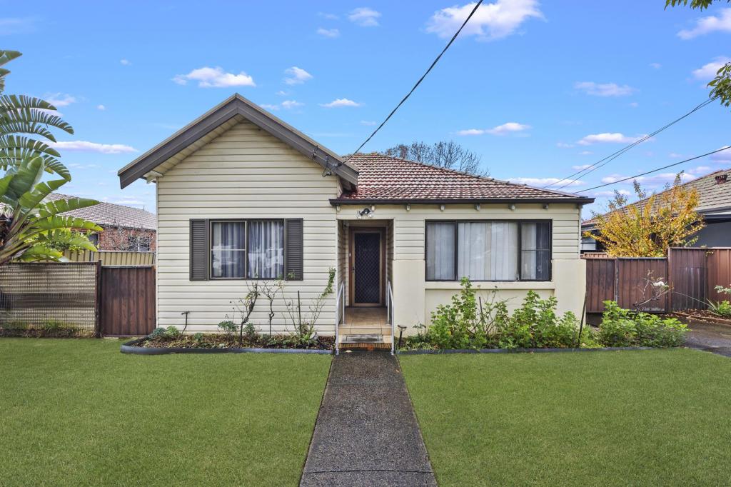 74 Renown Ave, Wiley Park, NSW 2195