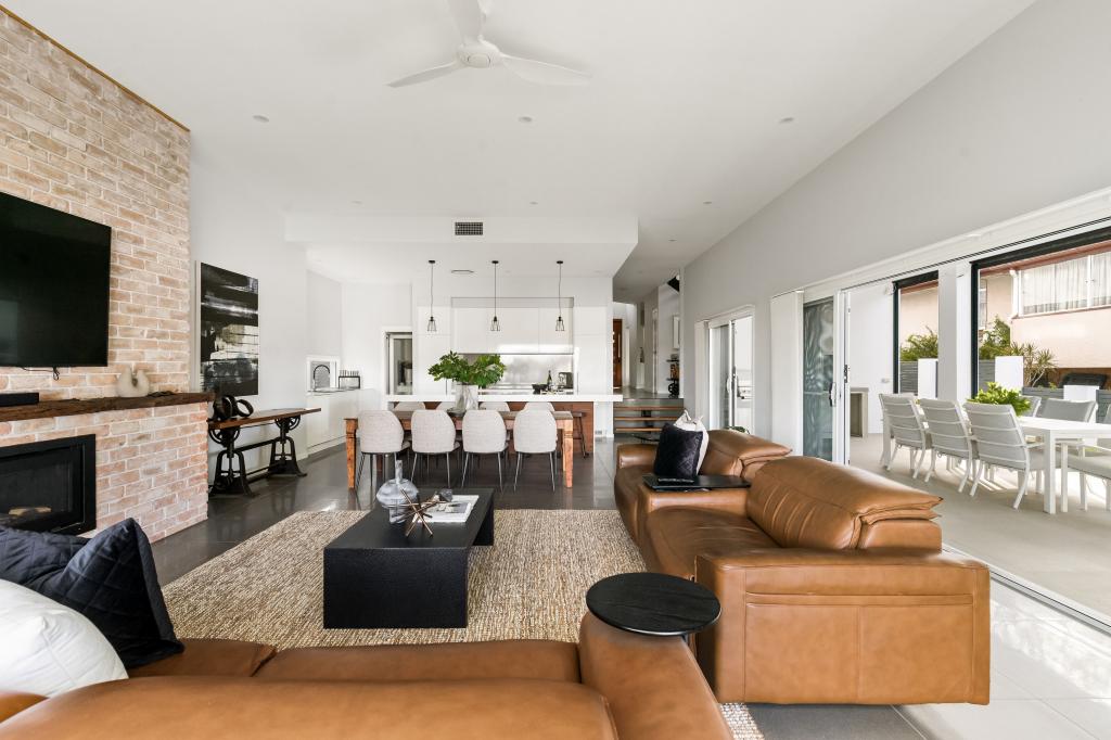 33 Yiada St, Kedron, QLD 4031