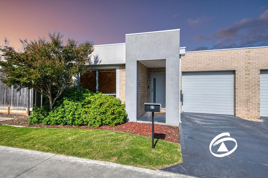 29 Llano Cct, Berwick, VIC 3806