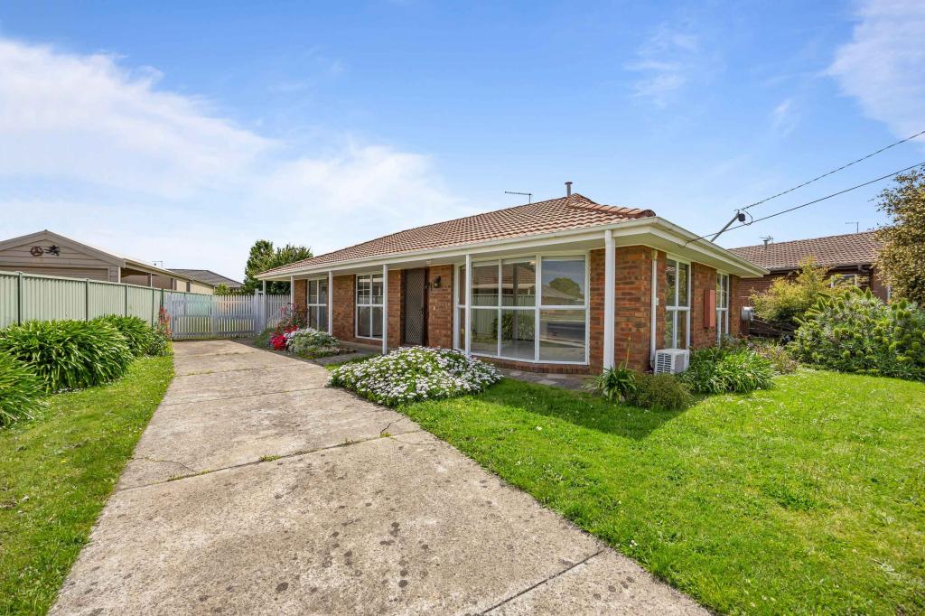 1006 Grevillea Rd, Wendouree, VIC 3355