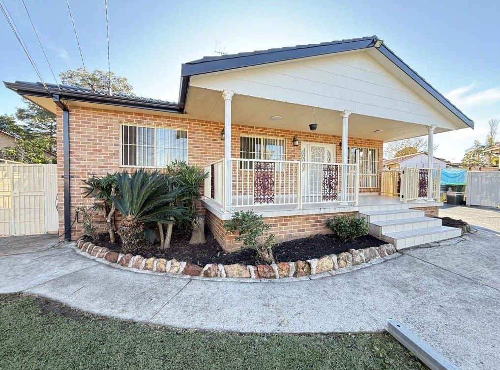 16 JOHN ST, PUNCHBOWL, NSW 2196