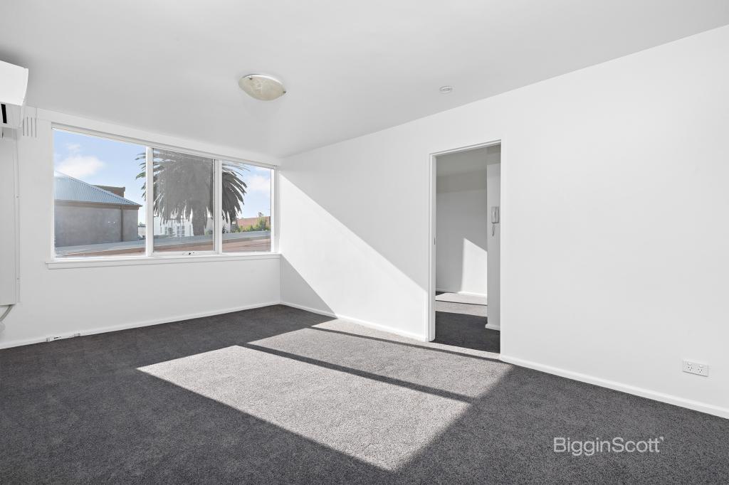 8/12 Normanby St, Windsor, VIC 3181