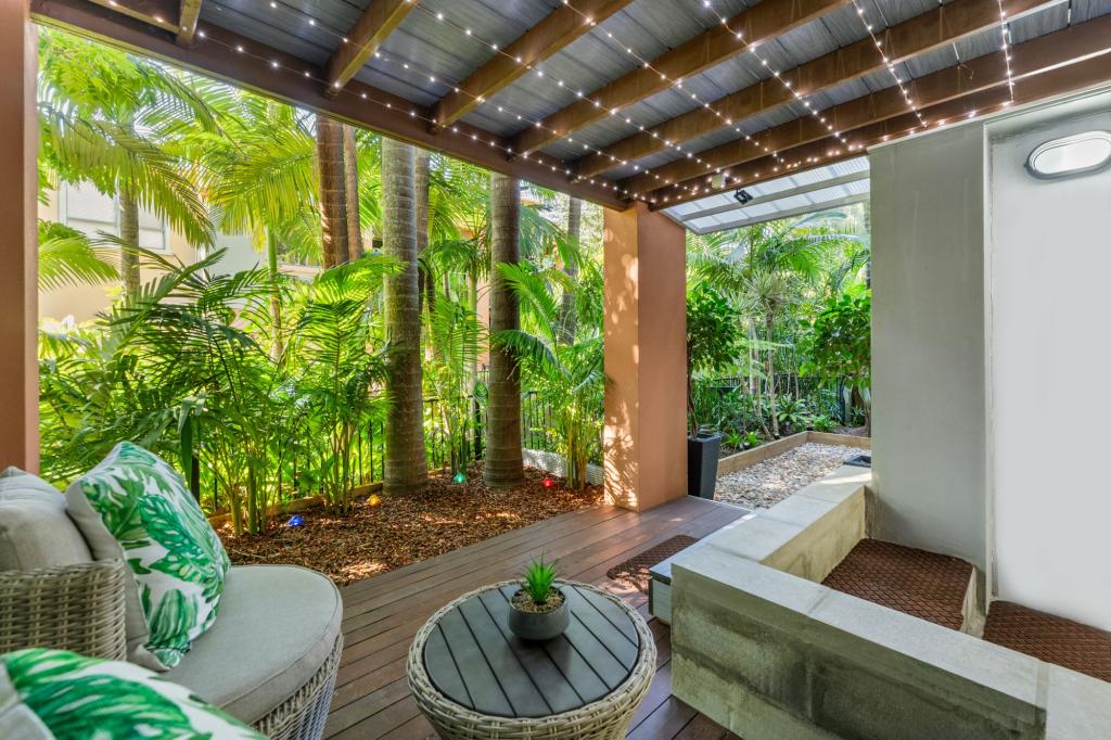 119/20 Fairway Dr, Clear Island Waters, QLD 4226