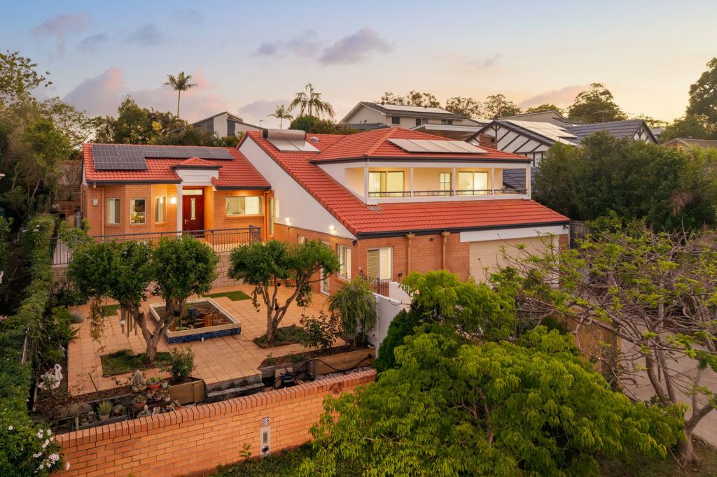 52 Diamantina St, Chapel Hill, QLD 4069