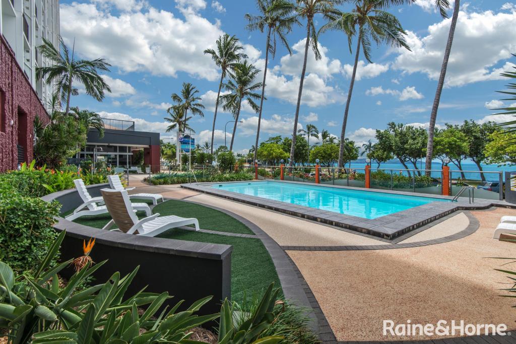 211/75 The Stra, North Ward, QLD 4810