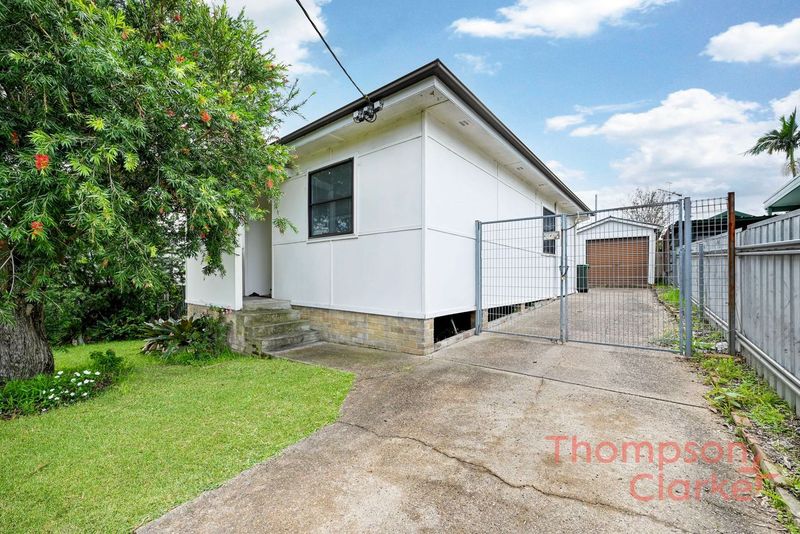 19 Second Ave, Rutherford, NSW 2320