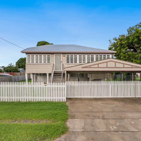 8 Bertram St, Park Avenue, QLD 4701
