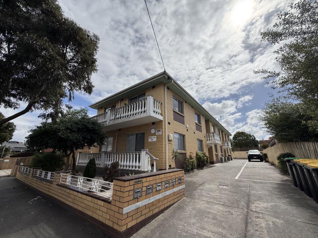 2/27 Stewart St, Brunswick, VIC 3056
