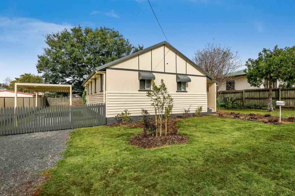 16 Dunkley St, South Toowoomba, QLD 4350