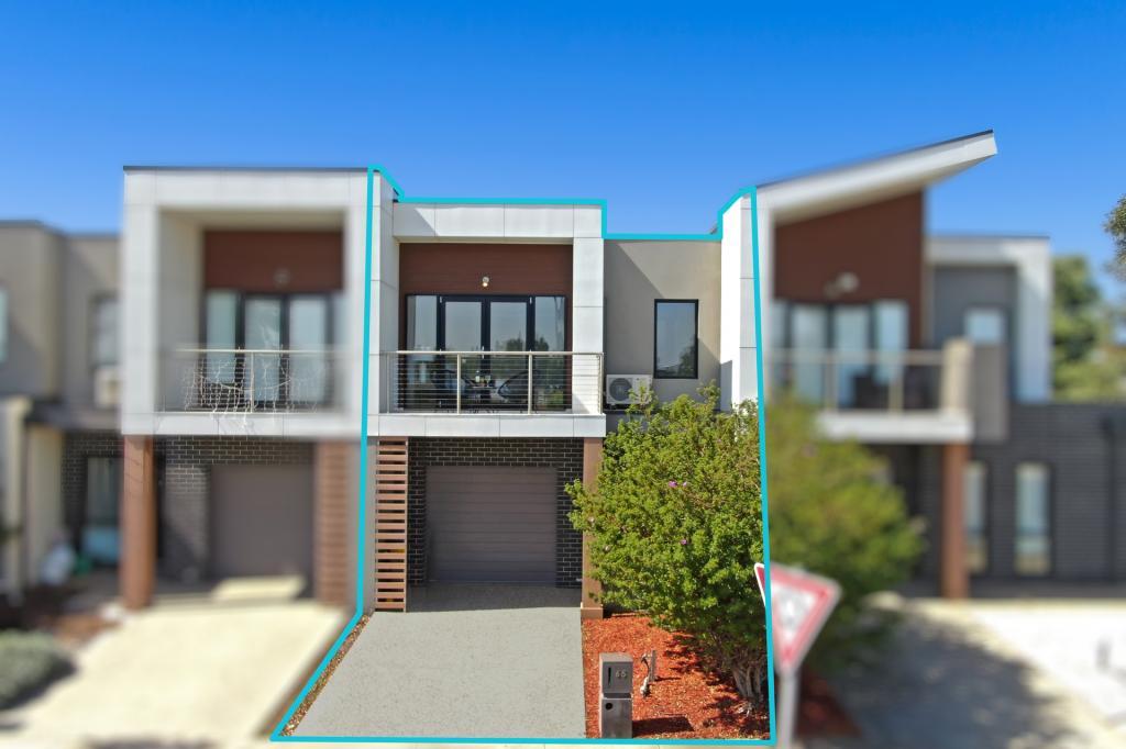 61 Chessington Dr, Williams Landing, VIC 3027