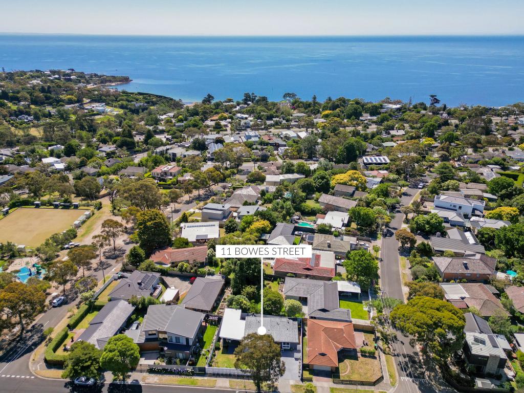 11 Bowes St, Frankston South, VIC 3199