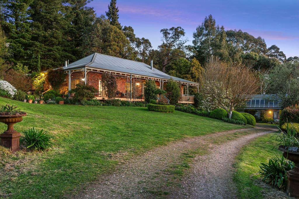 186 Mount Buninyong Rd, Buninyong, VIC 3357