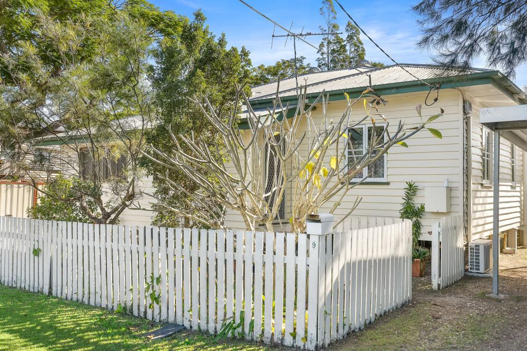 9 Northcote St, East Ipswich, QLD 4305