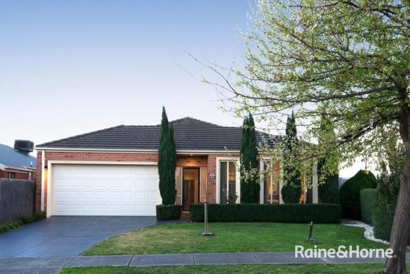 28 Clocktower Ct, Berwick, VIC 3806