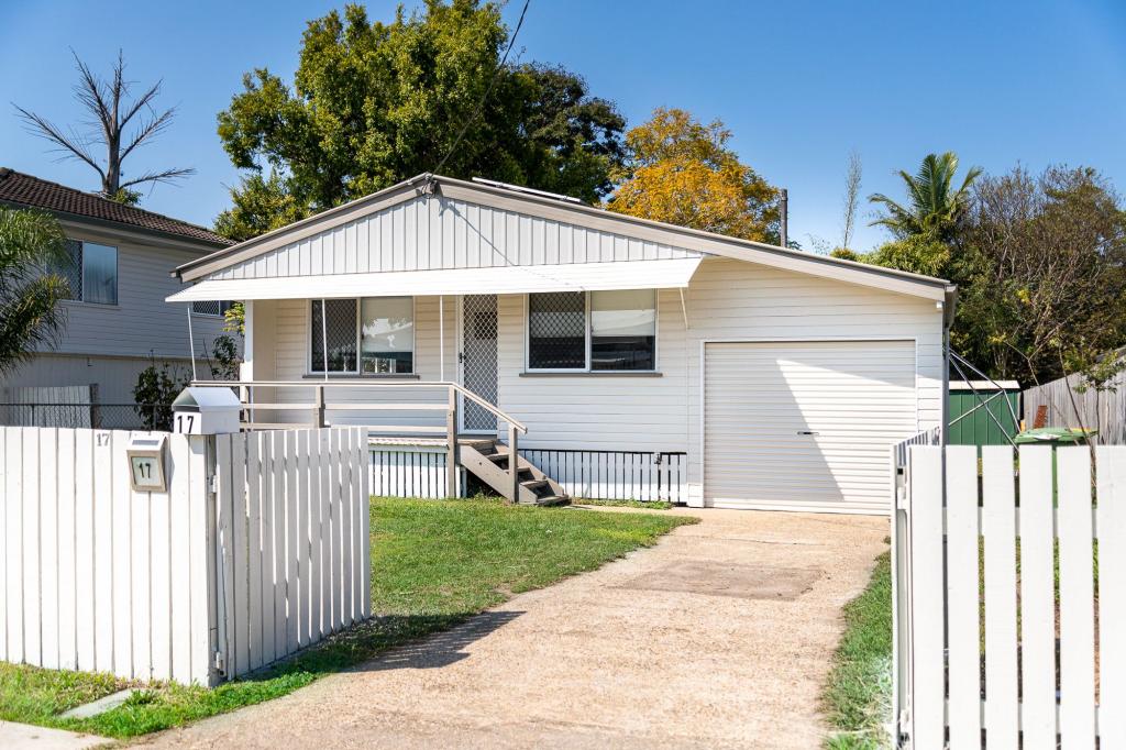 17 Storey Rd, Kallangur, QLD 4503