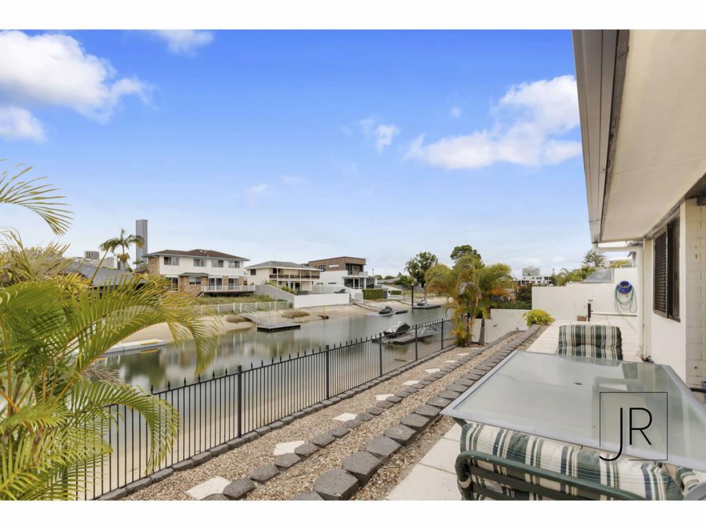 10 Summerland Key, Broadbeach Waters, QLD 4218