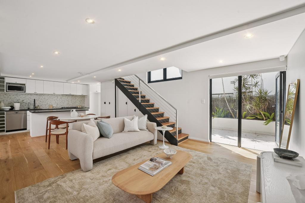 2/12 Warners Ave, North Bondi, NSW 2026