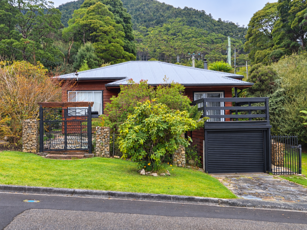 18 Murchison St, Rosebery, TAS 7470