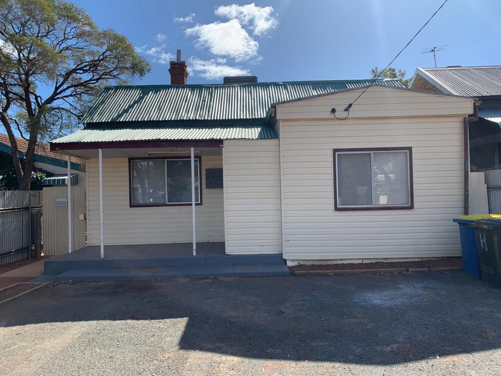 84 Hanbury St, Kalgoorlie, WA 6430