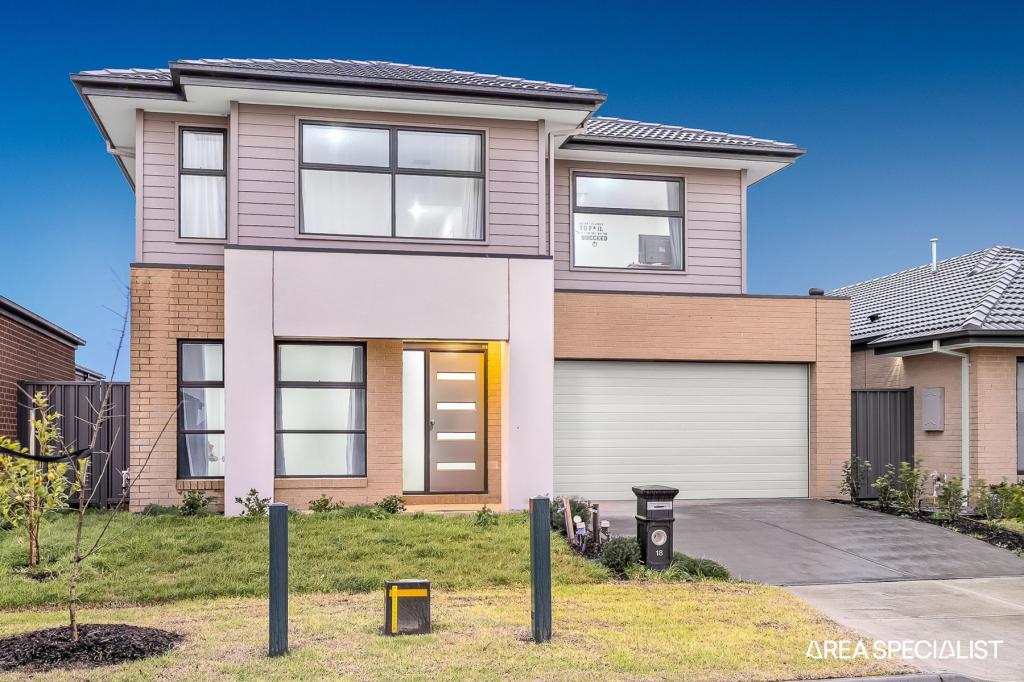 18 Conductor Gr, Clyde North, VIC 3978