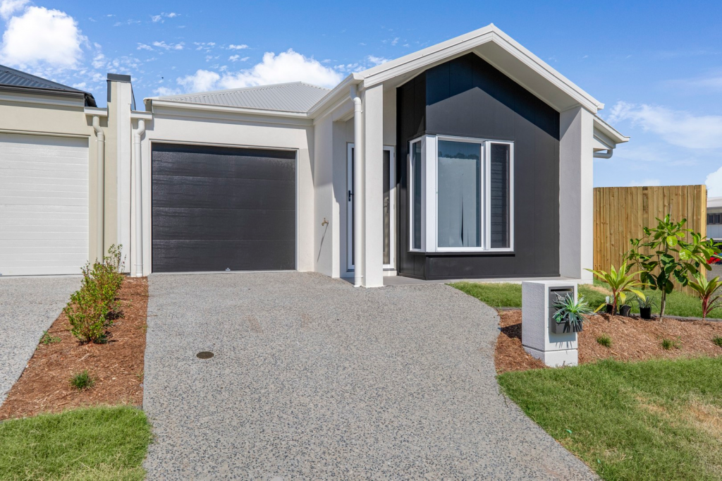 24 Gazania St, Ripley, QLD 4306