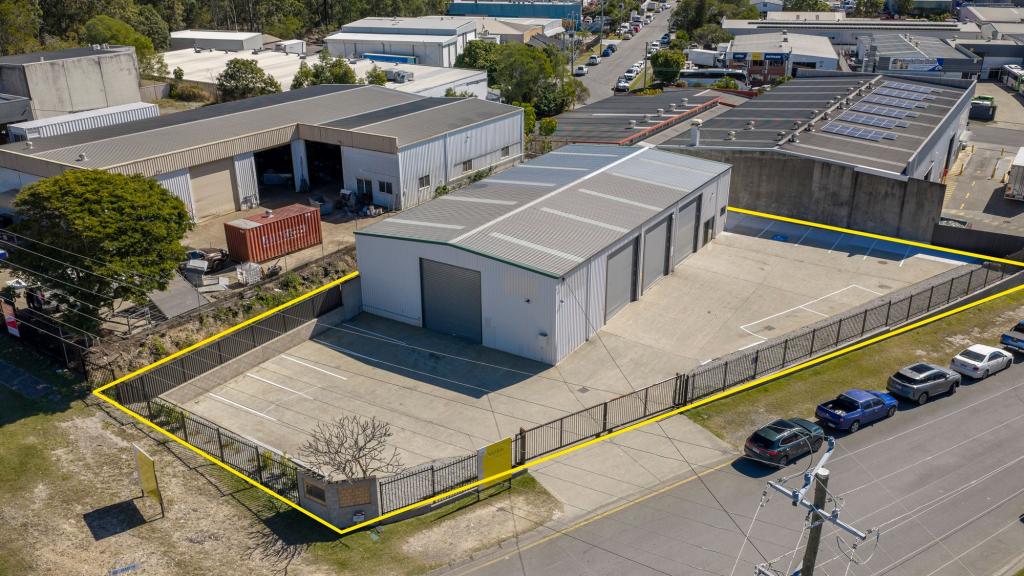 61 Harper St, Molendinar, QLD 4214