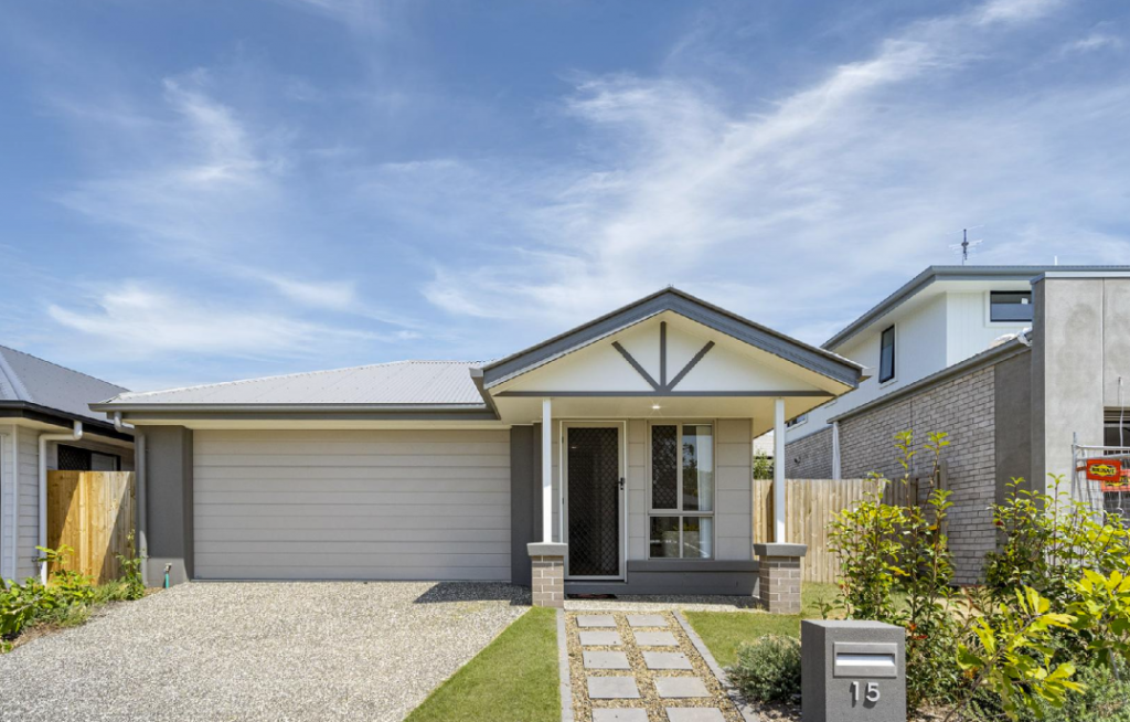 15 DORA CT, LOGAN RESERVE, QLD 4133