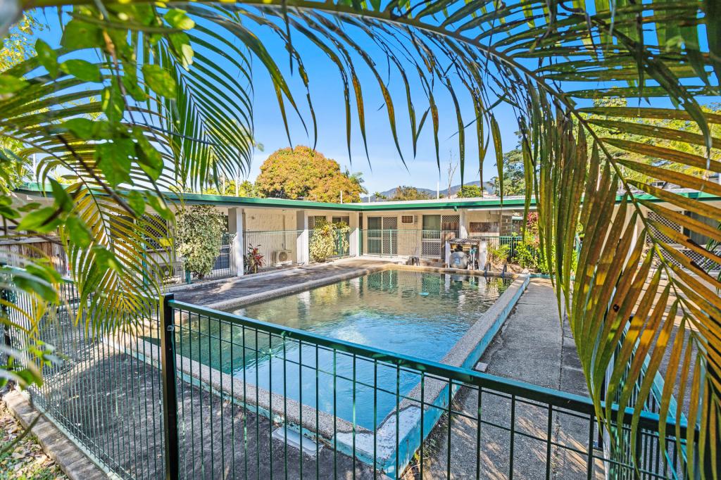5/379-385 Mayers St, Edge Hill, QLD 4870