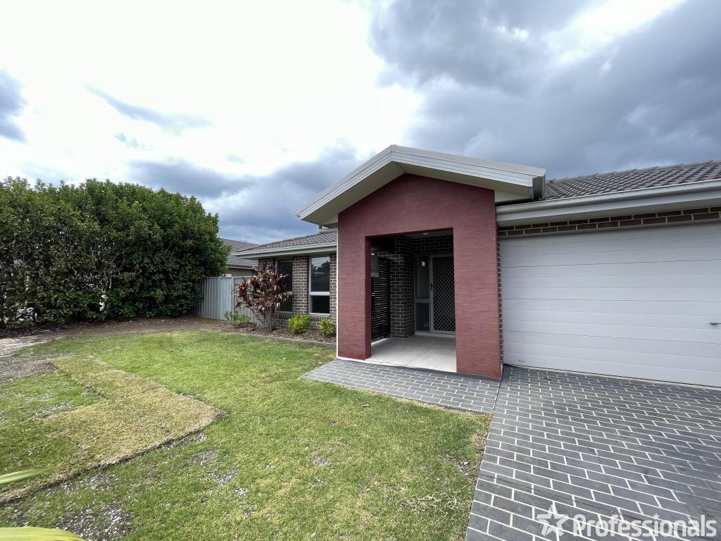 74 Browns Rd, South Nowra, NSW 2541