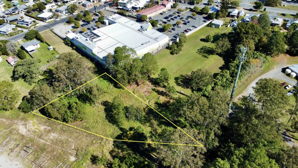 32 WEBB LANE, WOODFORD, QLD 4514