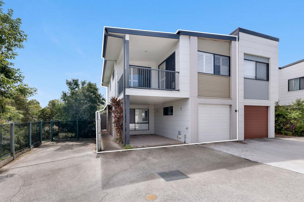 1/24 CAREEL CL, HELENSVALE, QLD 4212