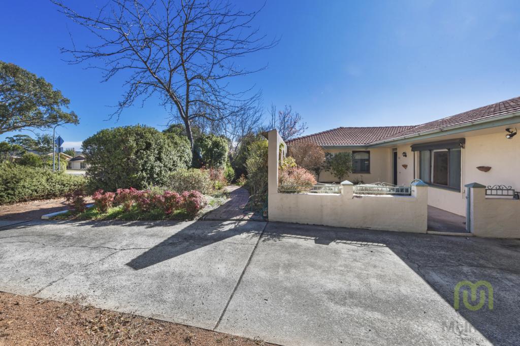 33 Fincham Cres, Wanniassa, ACT 2903