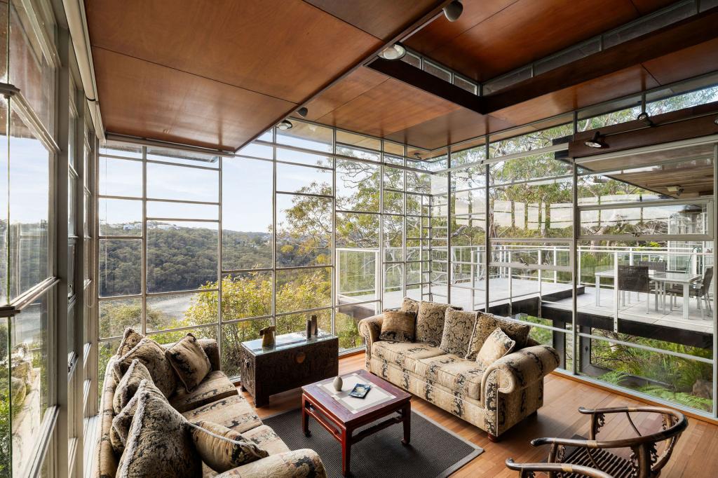 31 Rembrandt Dr, Middle Cove, NSW 2068