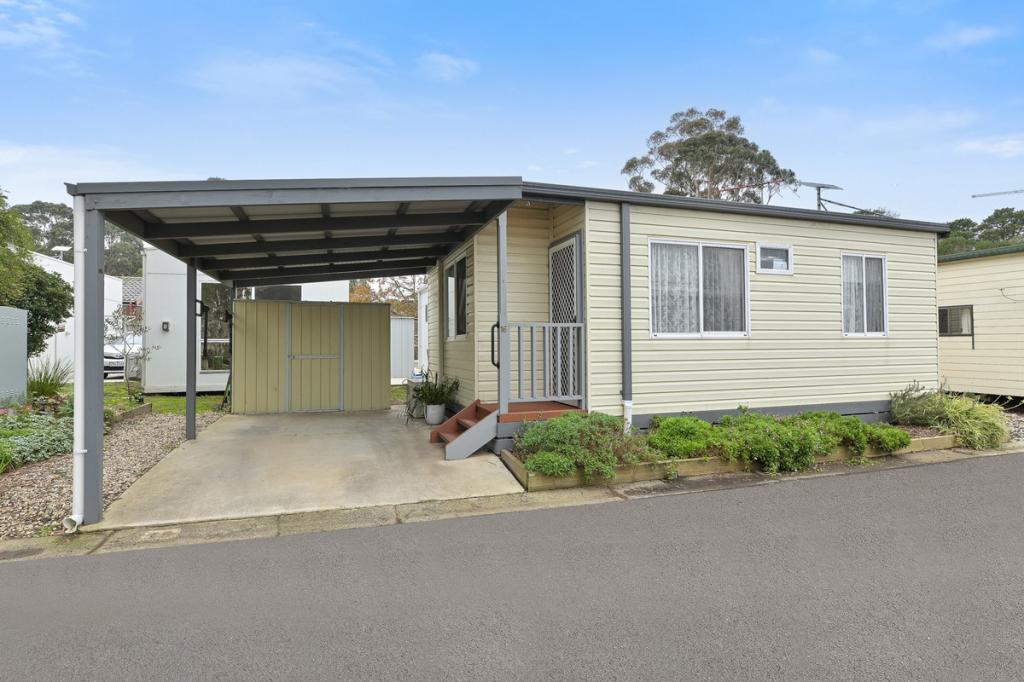 16/20 BRUNT RD, BEACONSFIELD, VIC 3807