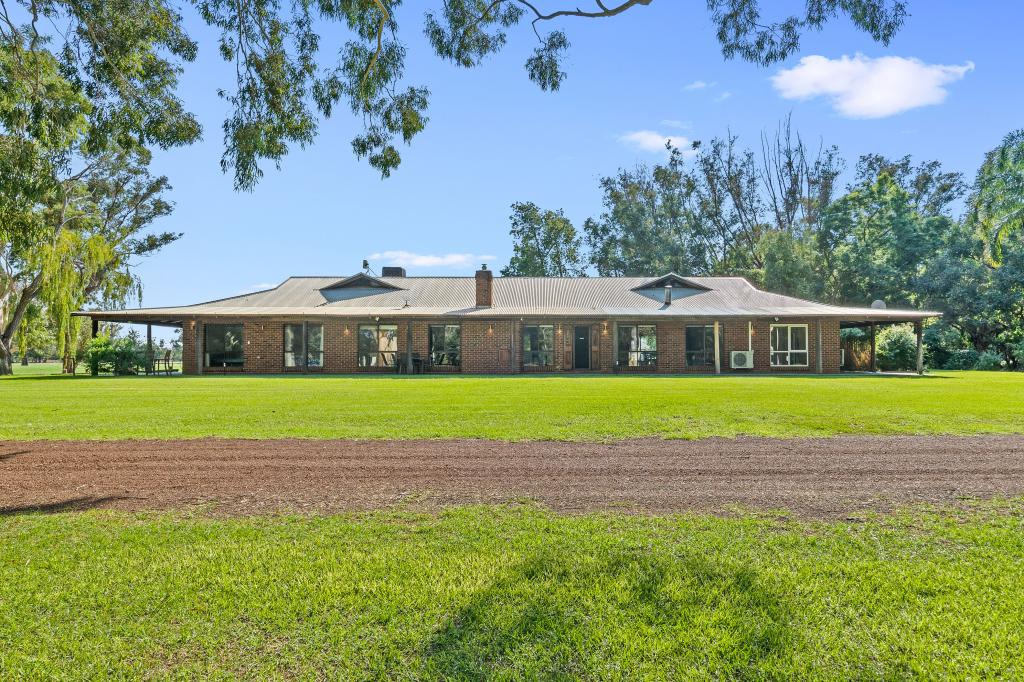 76 James Rd, Hamel, WA 6215