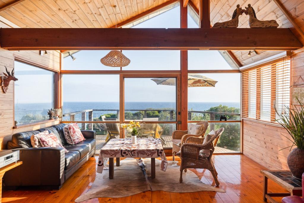 13 Beach Ct, Smiths Beach, VIC 3922