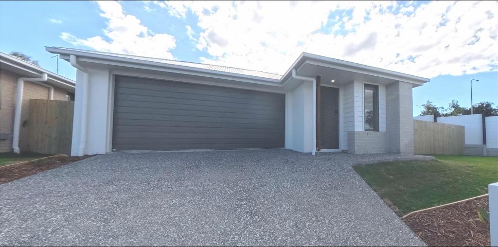 23 PROVENCE PL, GREENBANK, QLD 4124