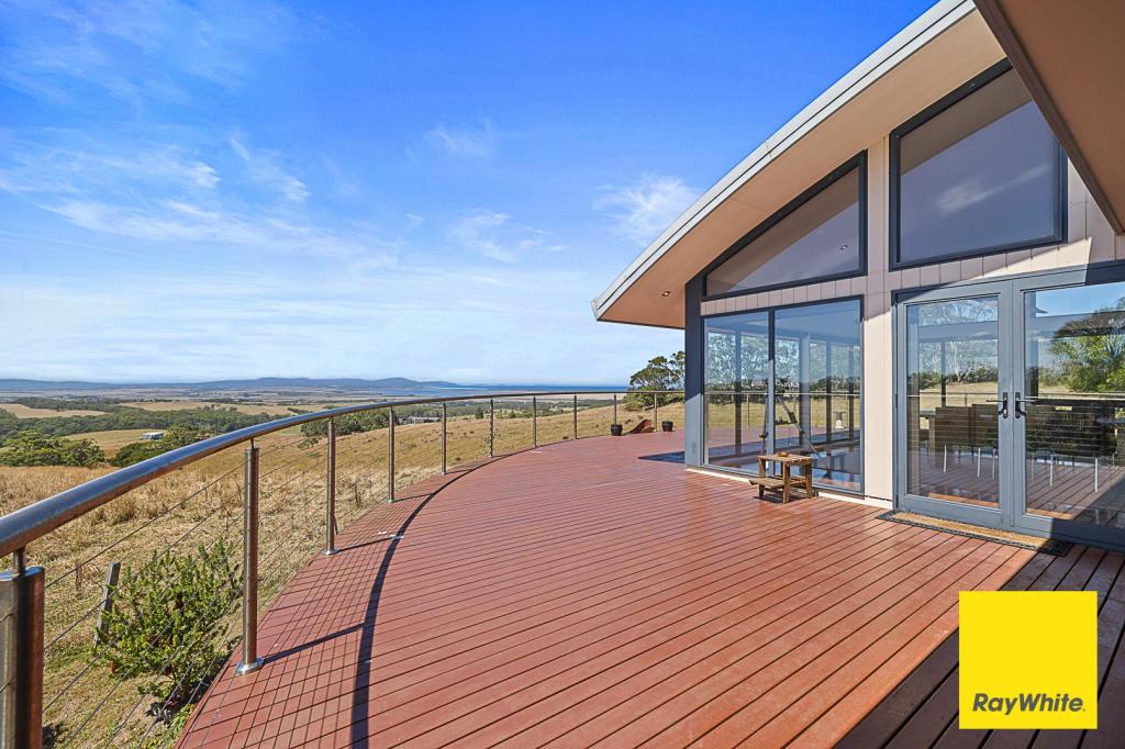 295 Savages Rd, Fish Creek, VIC 3959