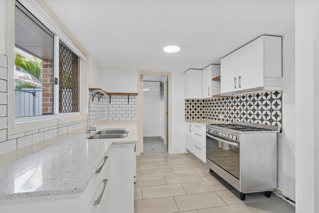 4/11 Cupania Pl, Elanora, QLD 4221