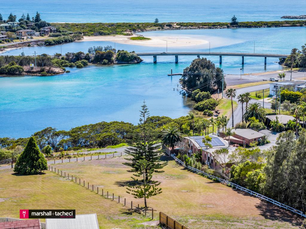 13 SOUTH RIVER RD, BERMAGUI, NSW 2546