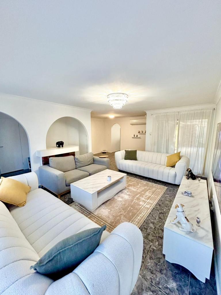 32 ASHWICK CCT, ST CLAIR, NSW 2759