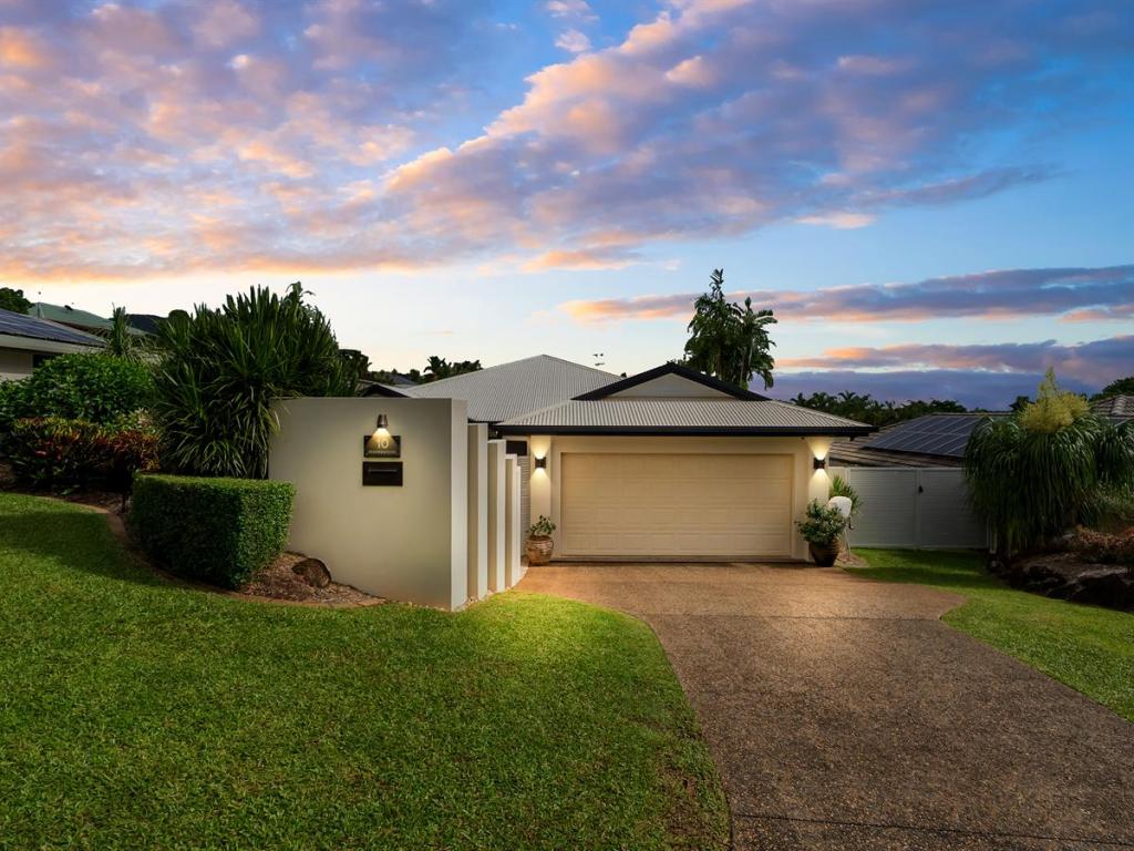 10 Pepperwood St, Redlynch, QLD 4870