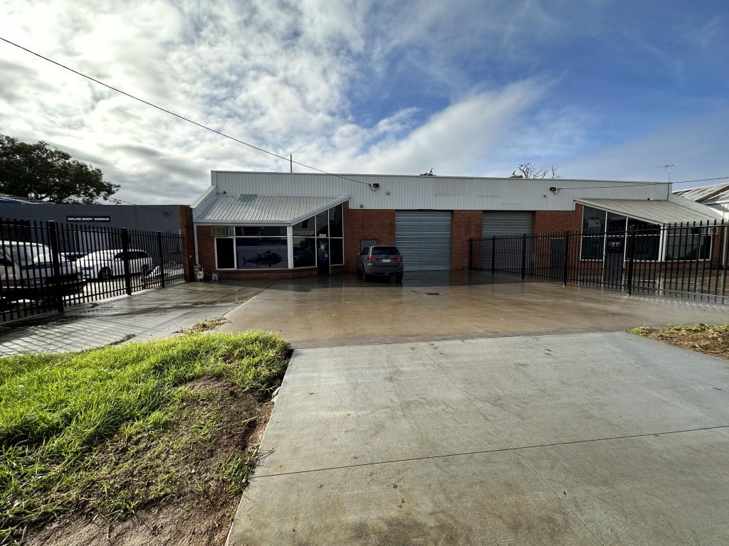 33 Glendale Ave, Hastings, VIC 3915