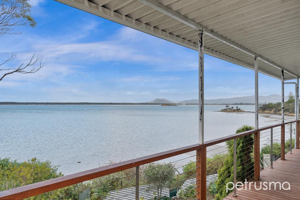 10 Geeves Cres, Midway Point, TAS 7171