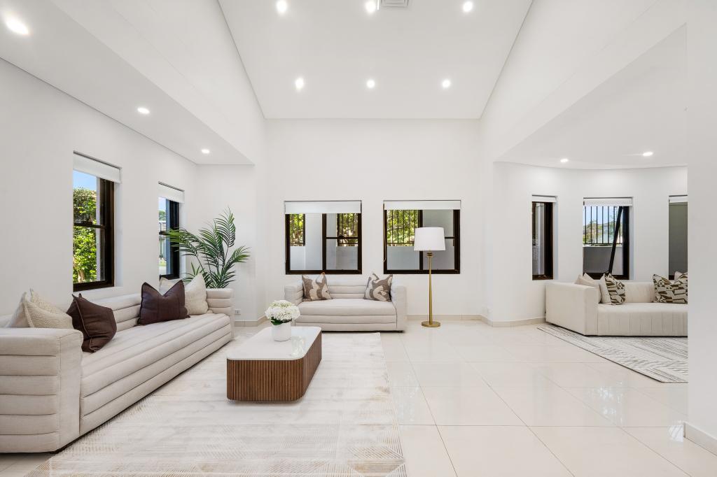 13 Lyle Ave, Hurstville, NSW 2220