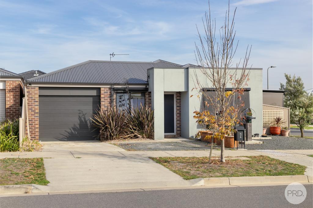 2 Red Robin Dr, Winter Valley, VIC 3358