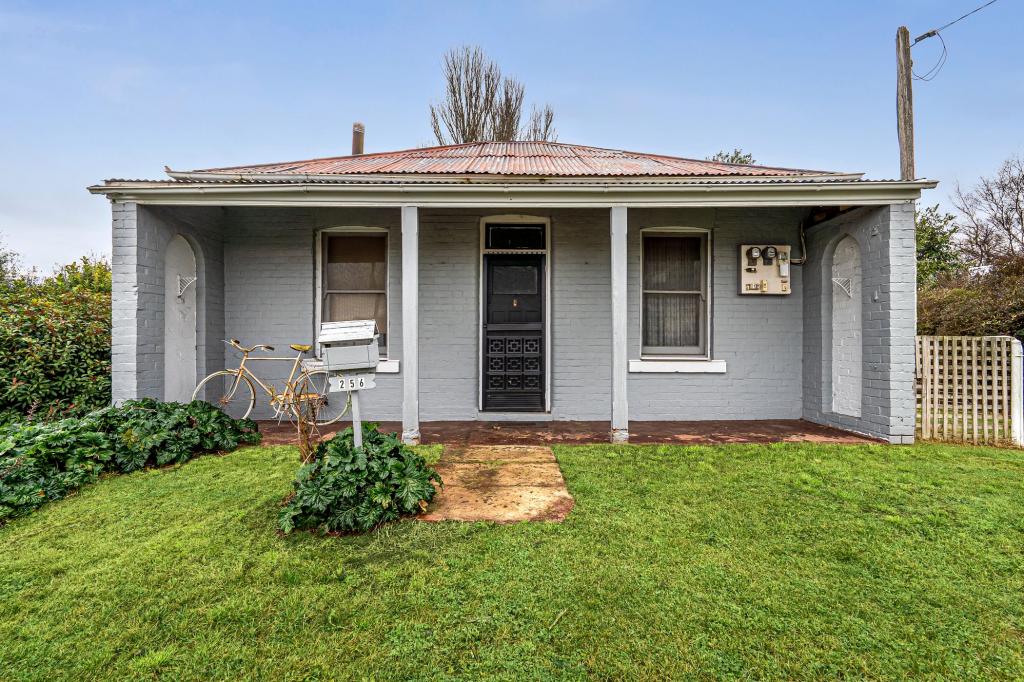 256 Goulburn St, Crookwell, NSW 2583