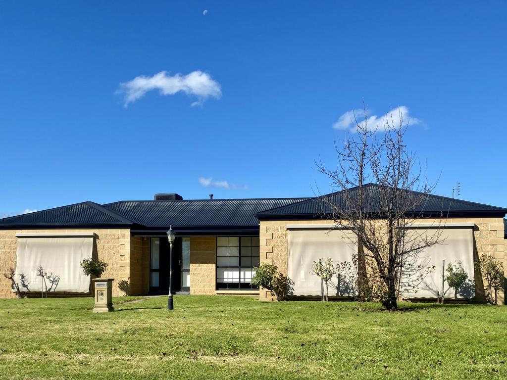 26 Shetland Dr, Moama, NSW 2731